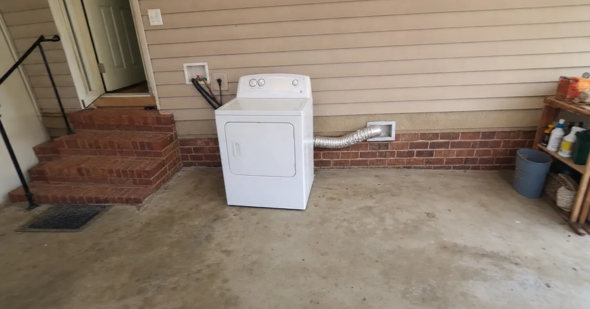 dryer vent cleaning in Cloverleaf, TX